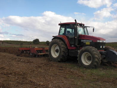 trabajos-forstales-tractor